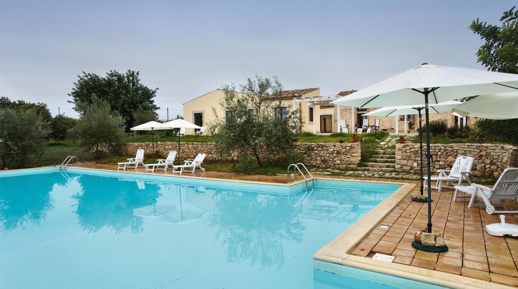 Agriturismo Gaia Villa Noto Luaran gambar