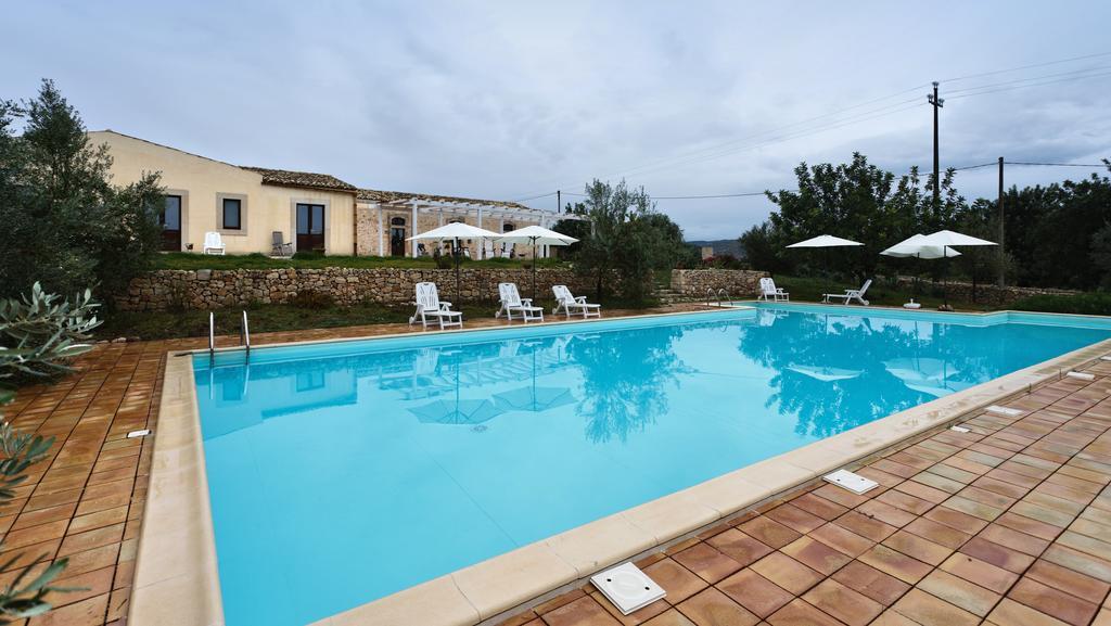Agriturismo Gaia Villa Noto Luaran gambar