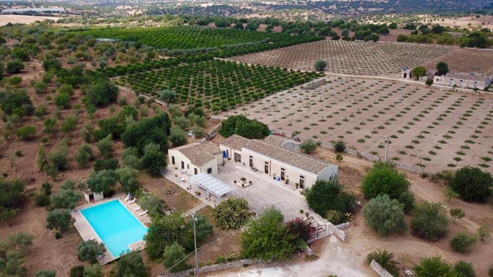 Agriturismo Gaia Villa Noto Luaran gambar